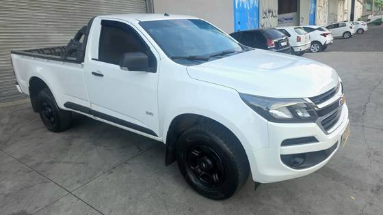 CHEVROLET S10 2.8 LS 4X4 CS 16V TURBO DIESEL 2P MANUAL CHEVROLET S10 2.8 LS 4X4 CS 16V TURBO DIESEL 2P MANUAL